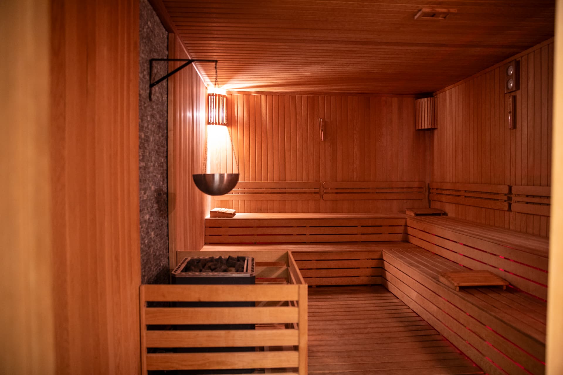 Ahşap sauna kabini
